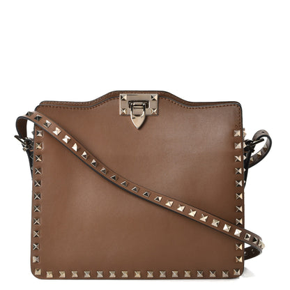 Valentino Garavani Vitello Small Rockstud Flip-Lock Messenger Bag Light Cuir 1 of 7