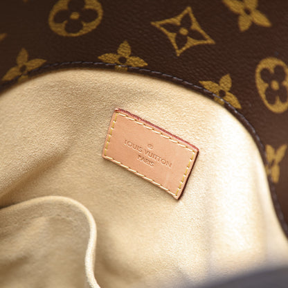 Louis Vuitton Monogram Artsy MM 7 of 11