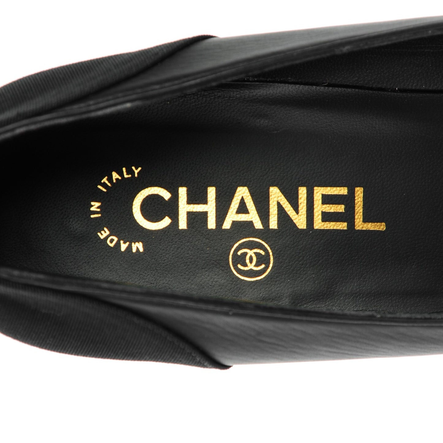 Lambskin Patent Cap Toe Low Heel Chain Pumps 39 Black