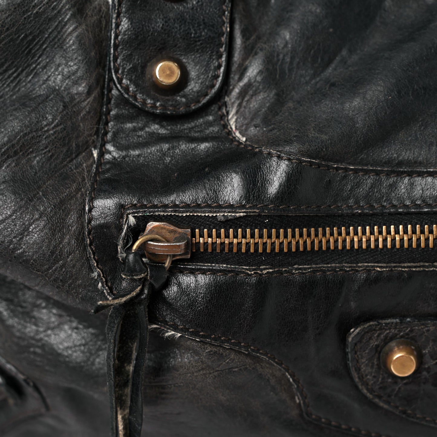 Agneau Classic Hardware Work Black