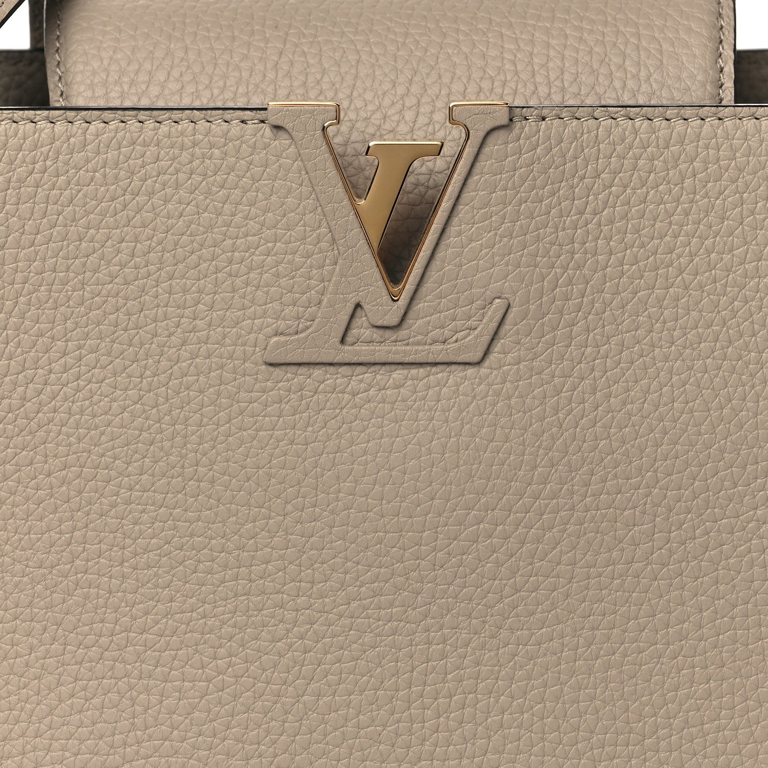 Louis Vuitton Taurillon Capucines MM Galet 7 of 10