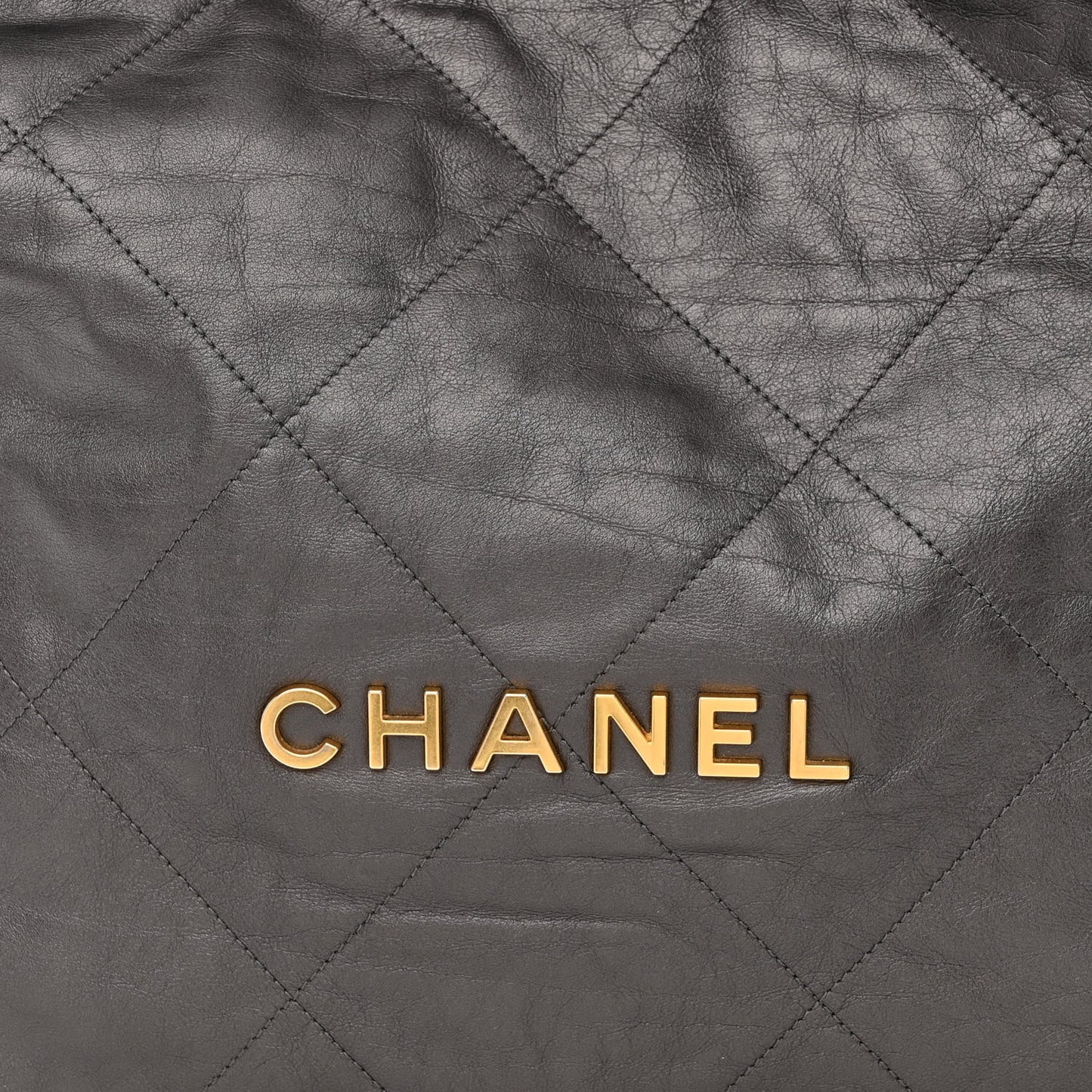 Metallic Calfskin Quilted Chanel 22 Ruthenium
