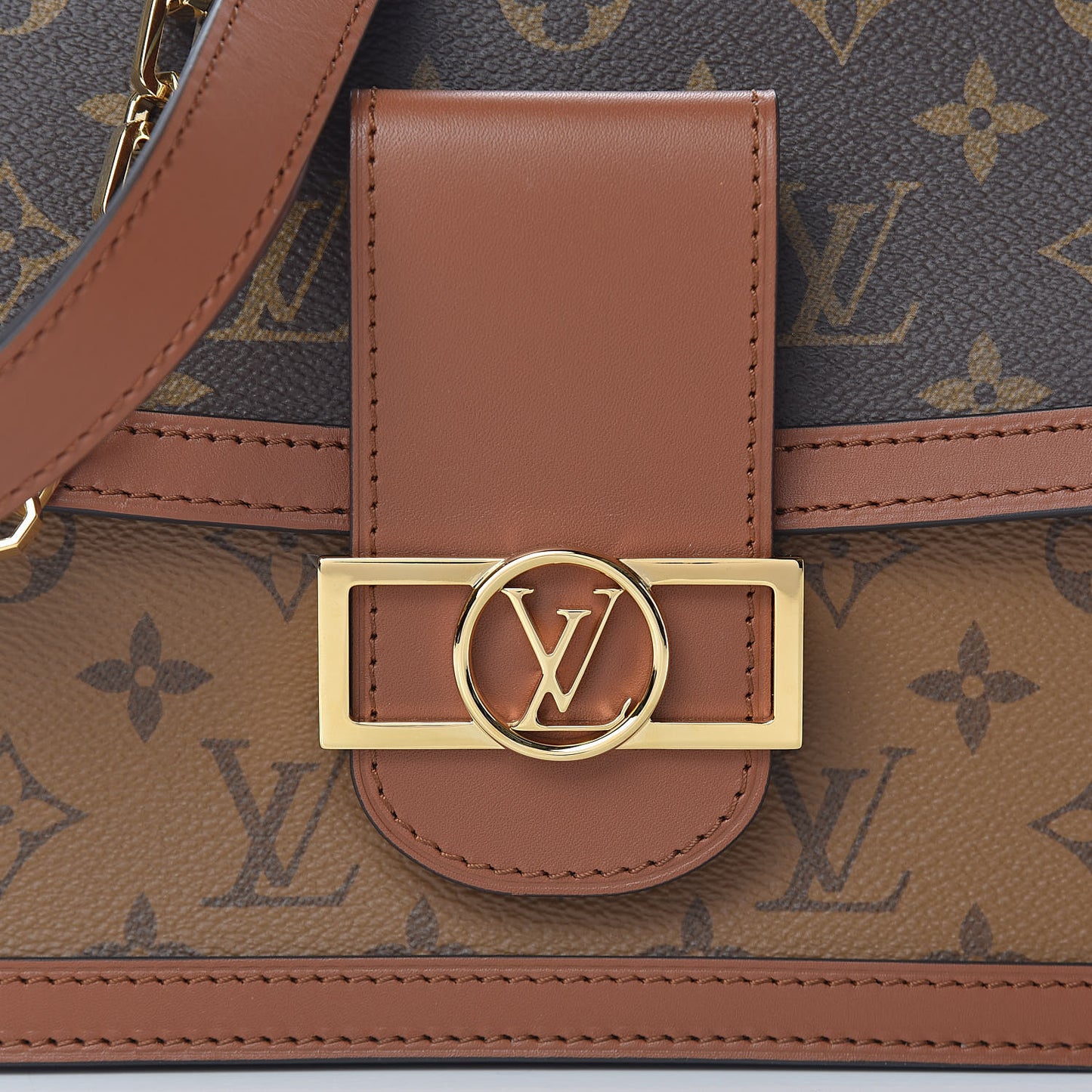 Reverse Monogram Dauphine MM