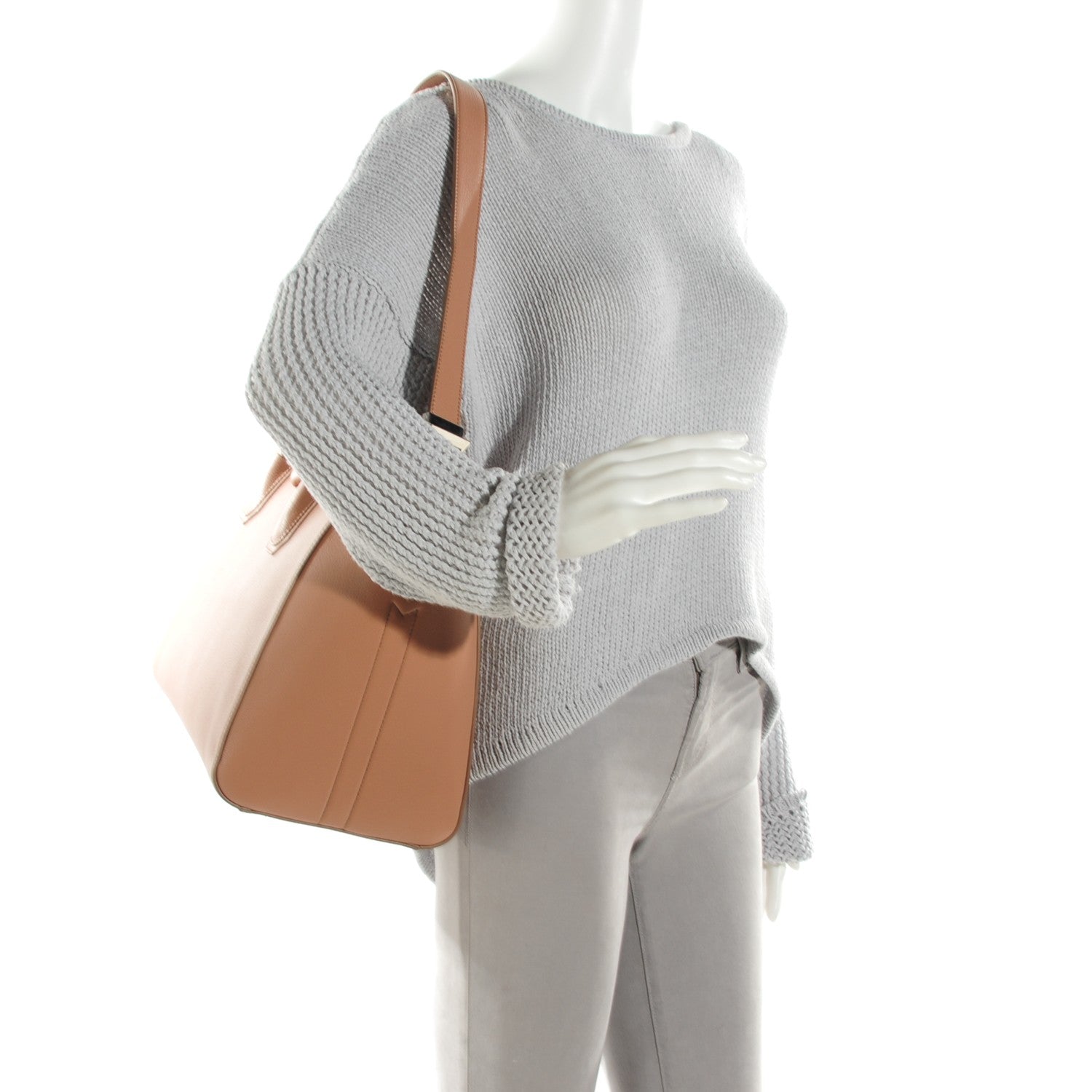 Givenchy Sugar Goatskin Medium Antigona Pale Rose 2 of 7