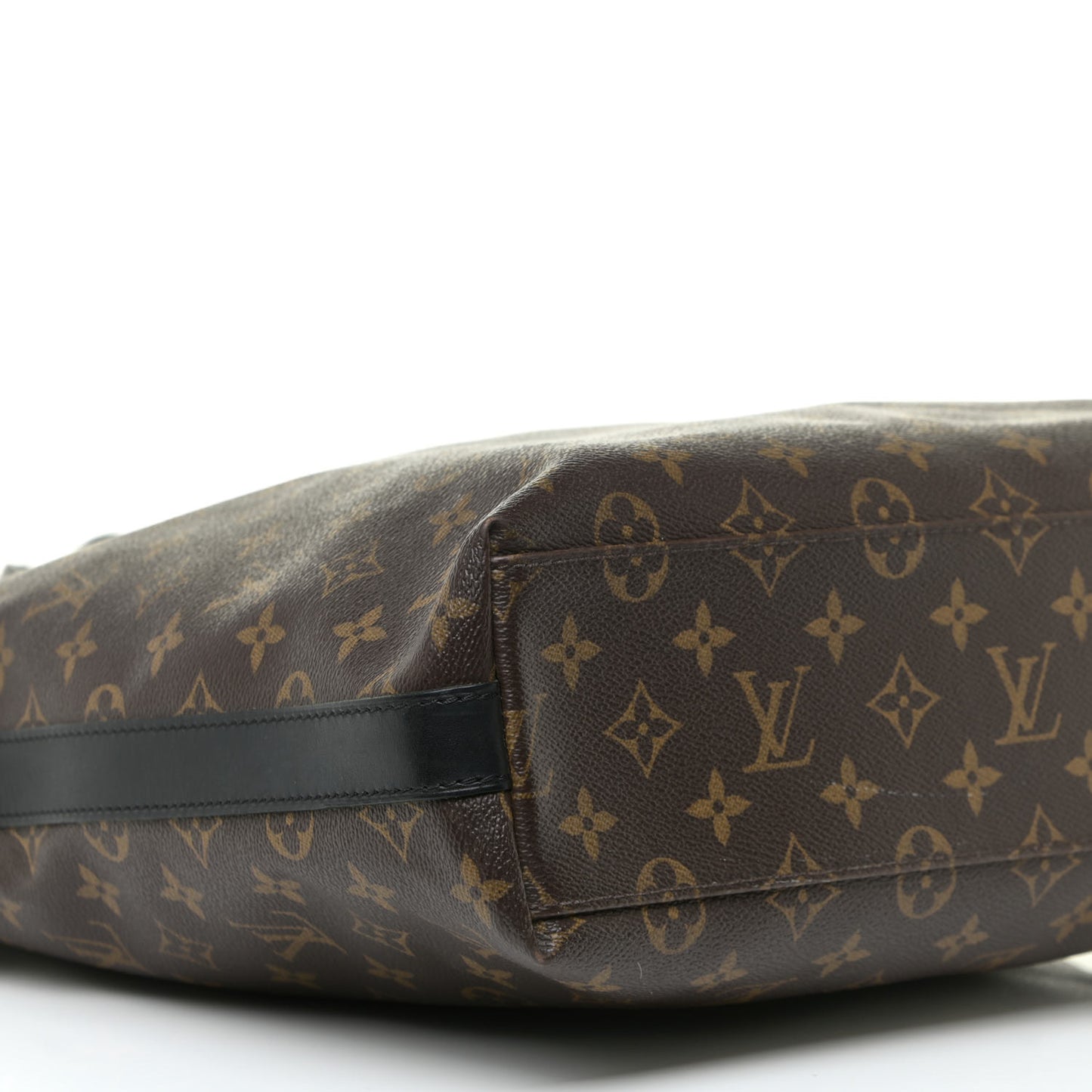 Monogram Macassar Kitan