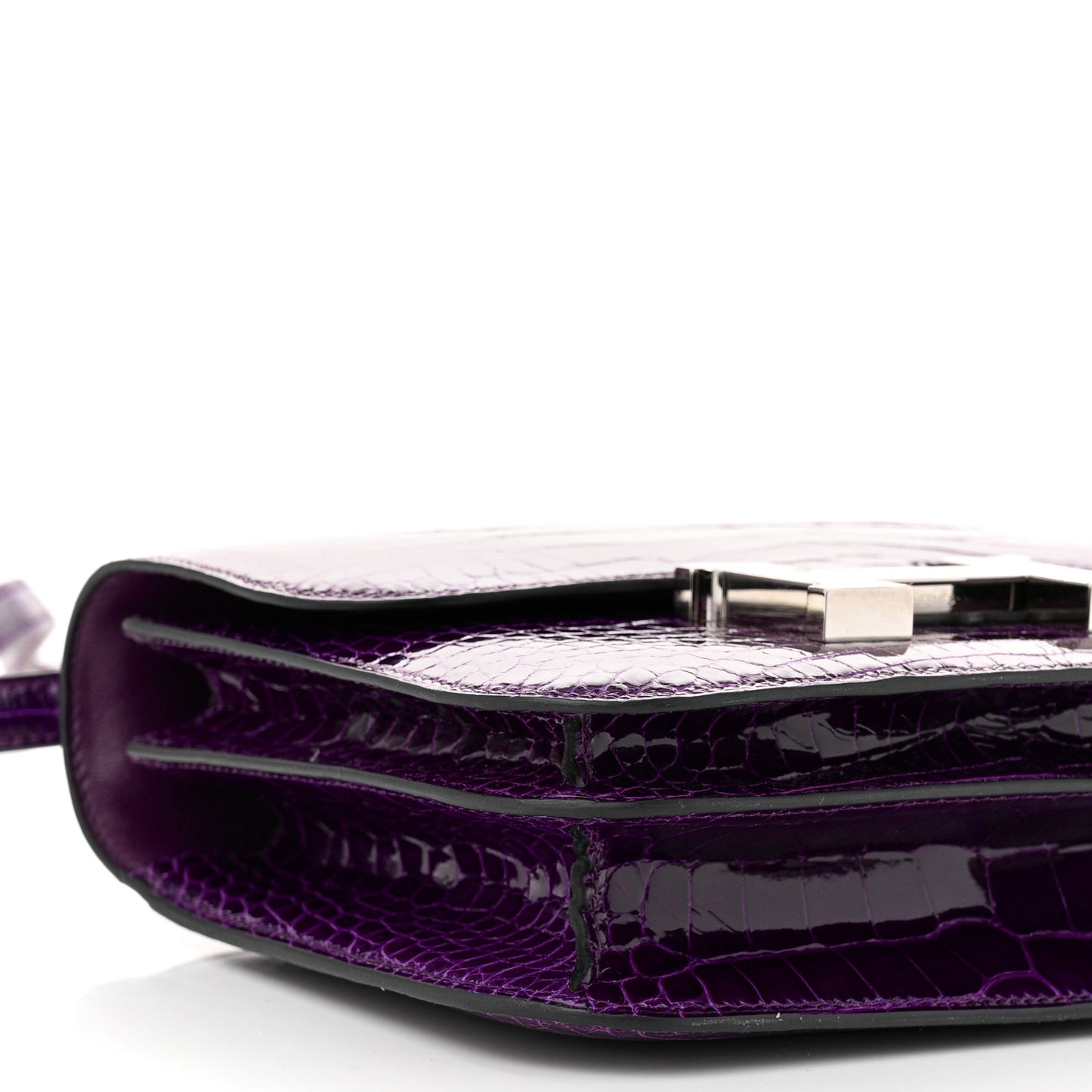 Shiny Alligator Constance 18 Cassis