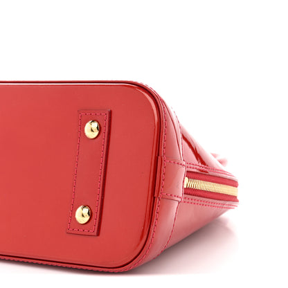 Louis Vuitton Vernis Alma BB Pomme D'Amour 10 of 14