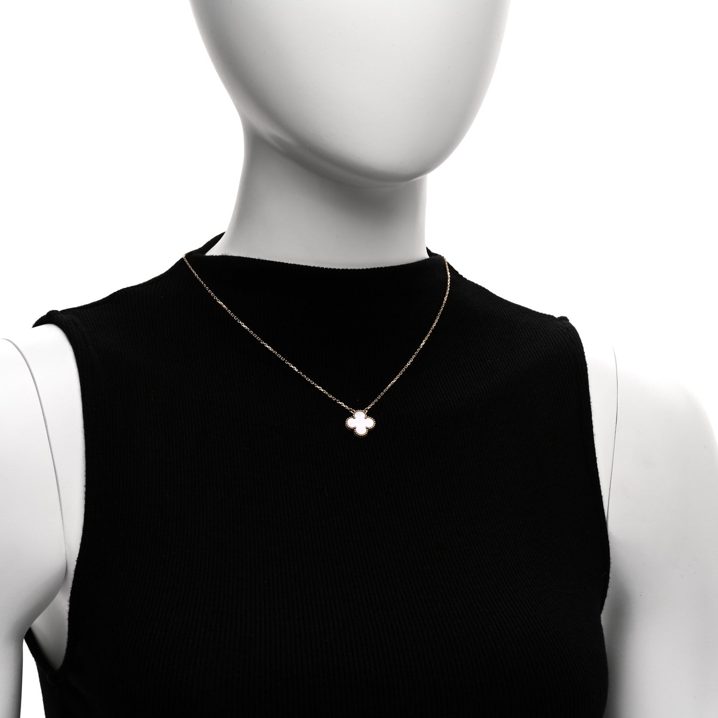 18K Yellow Gold Mother of Pearl Vintage Alhambra Pendant Necklace