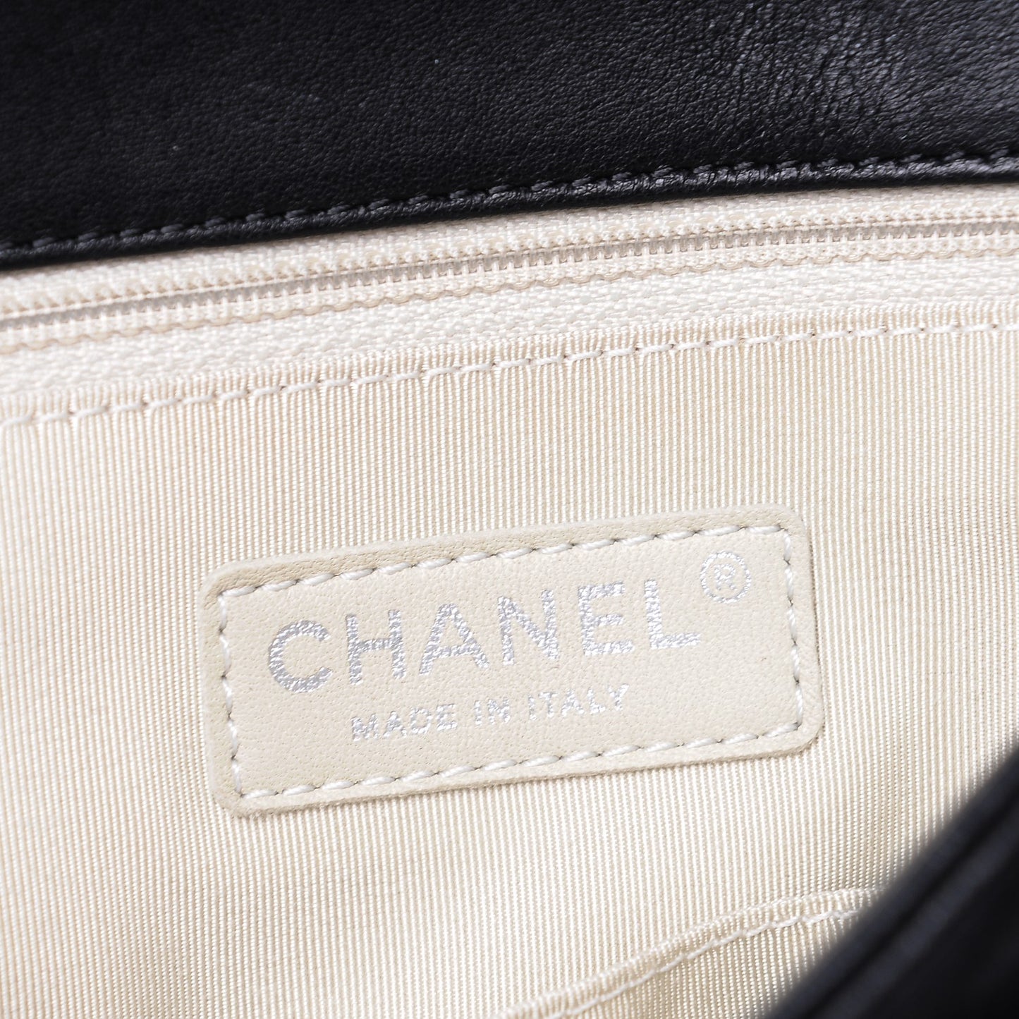 Washed Lambskin Quilted Maxi Chain Around Flap Black