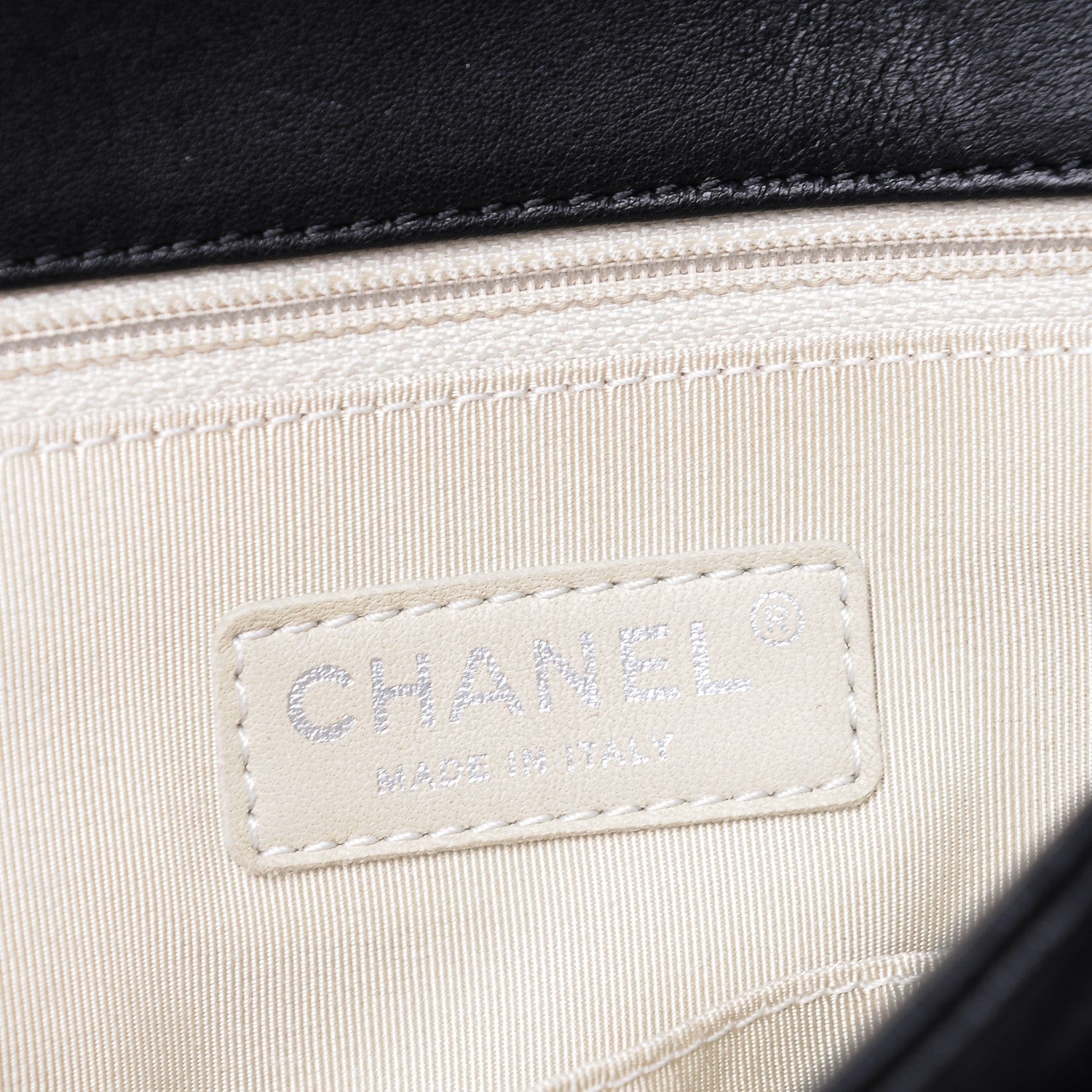 Chanel Washed Lambskin Quilted Maxi Chain Around Flap Black 6 of 8