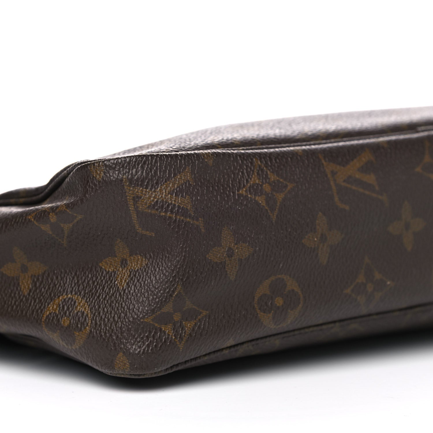 Louis Vuitton Monogram Trousse Toilette 28 8 of 15