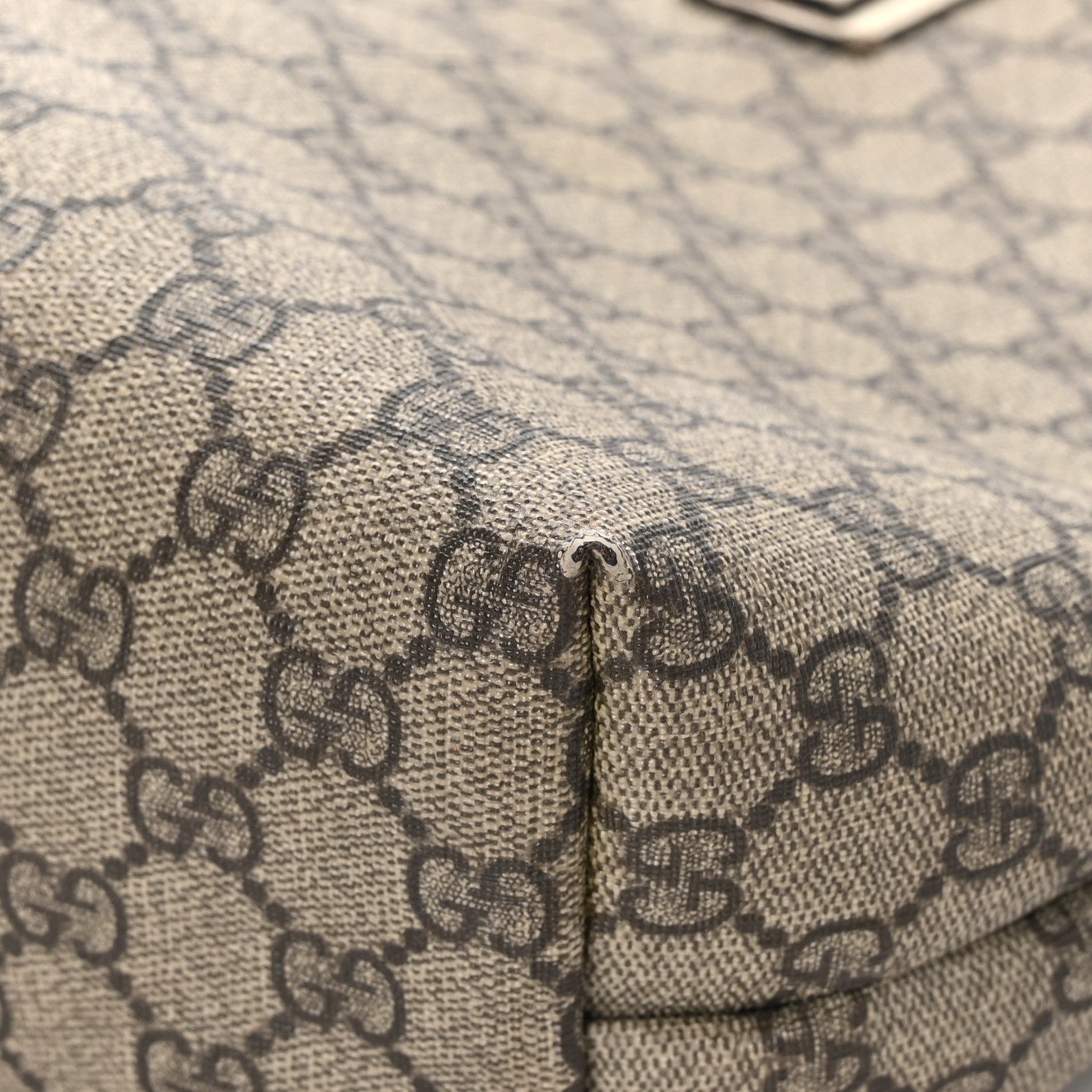 Gucci GG Supreme Monogram Medium Zippered Shopping Tote Off White 10 of 15