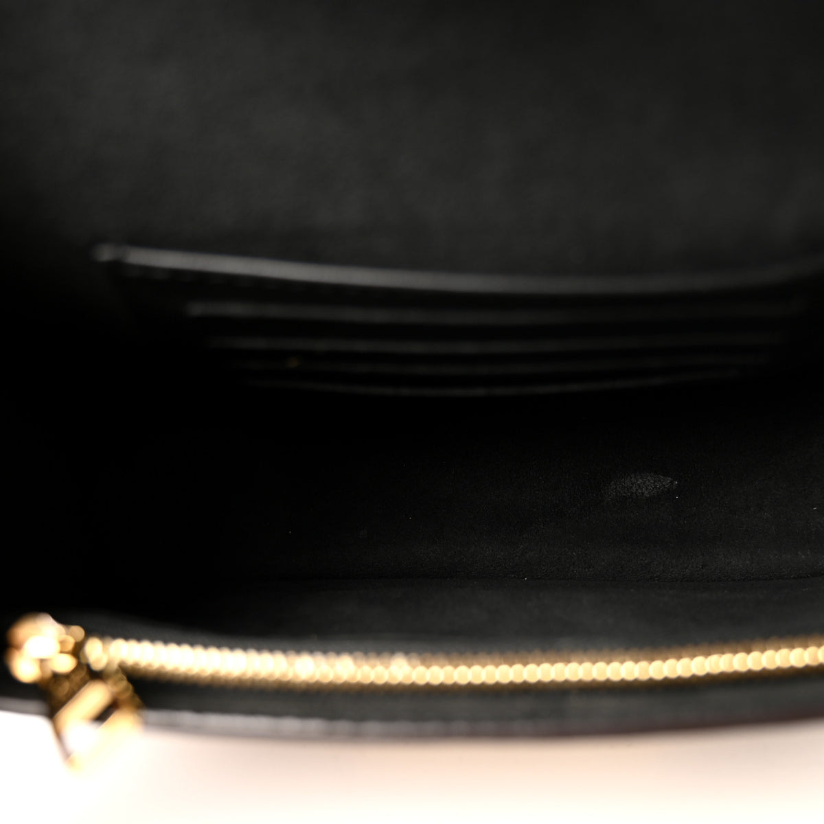 Reverse Monogram Dauphine Chain Wallet