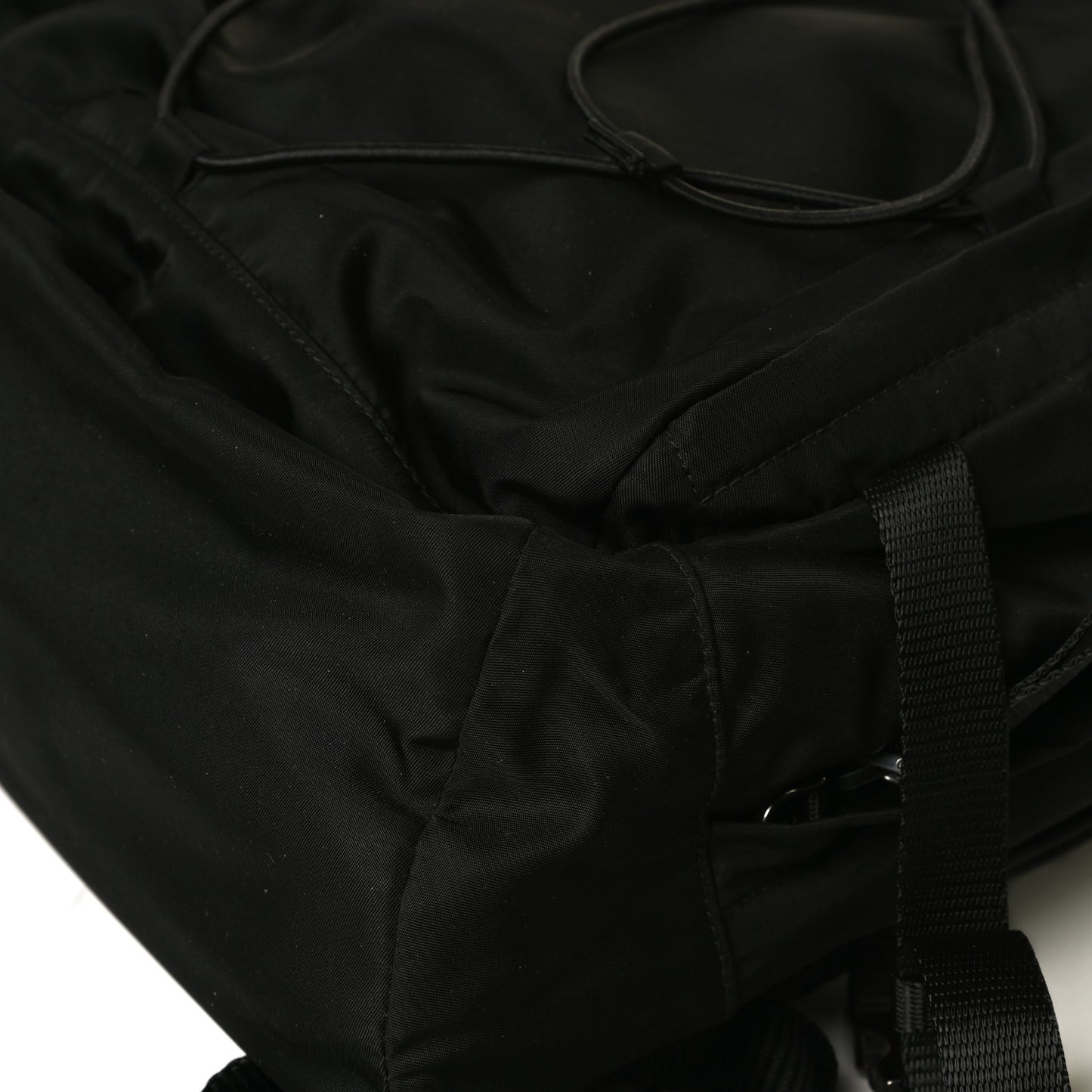 Nylon Montagna Compression Backpack Black