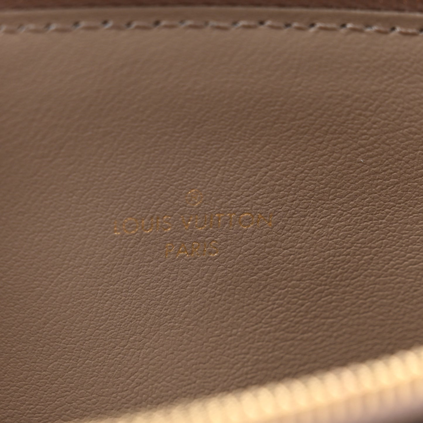 Empreinte Monogram Giant Pochette Felicie Zippered Insert Tourterelle Creme