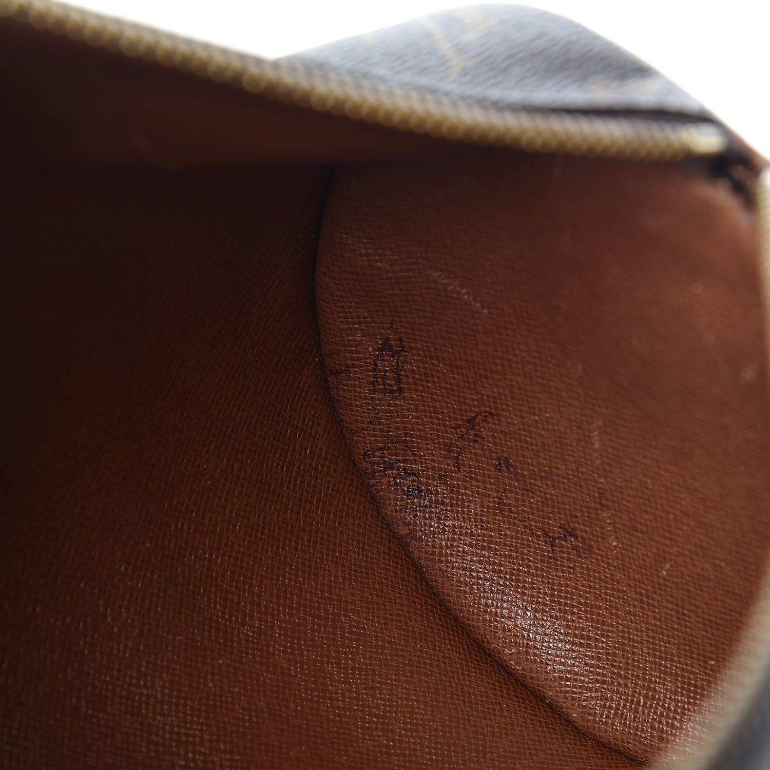 Louis Vuitton Monogram Papillon 26 14 of 21