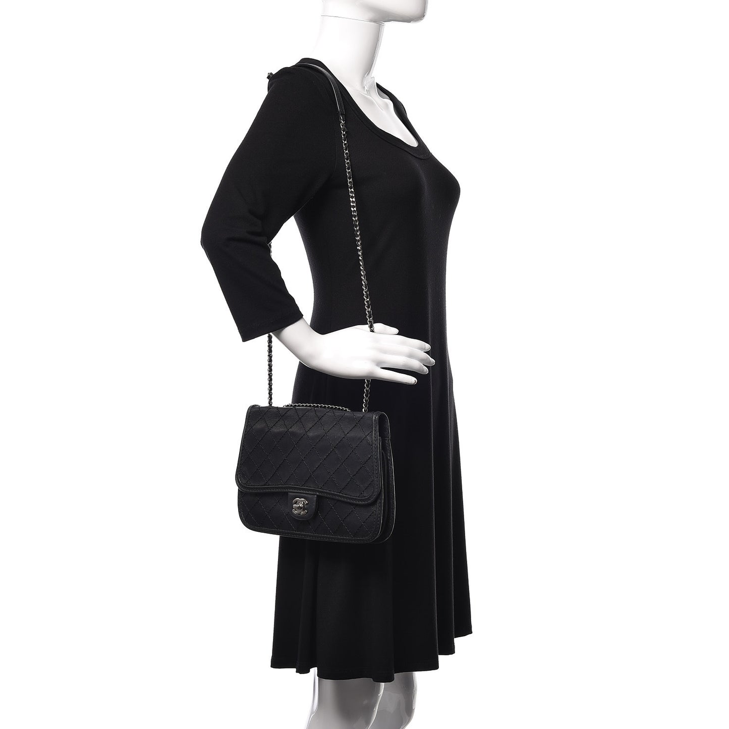 Calfskin Stitch Medium Flap Black