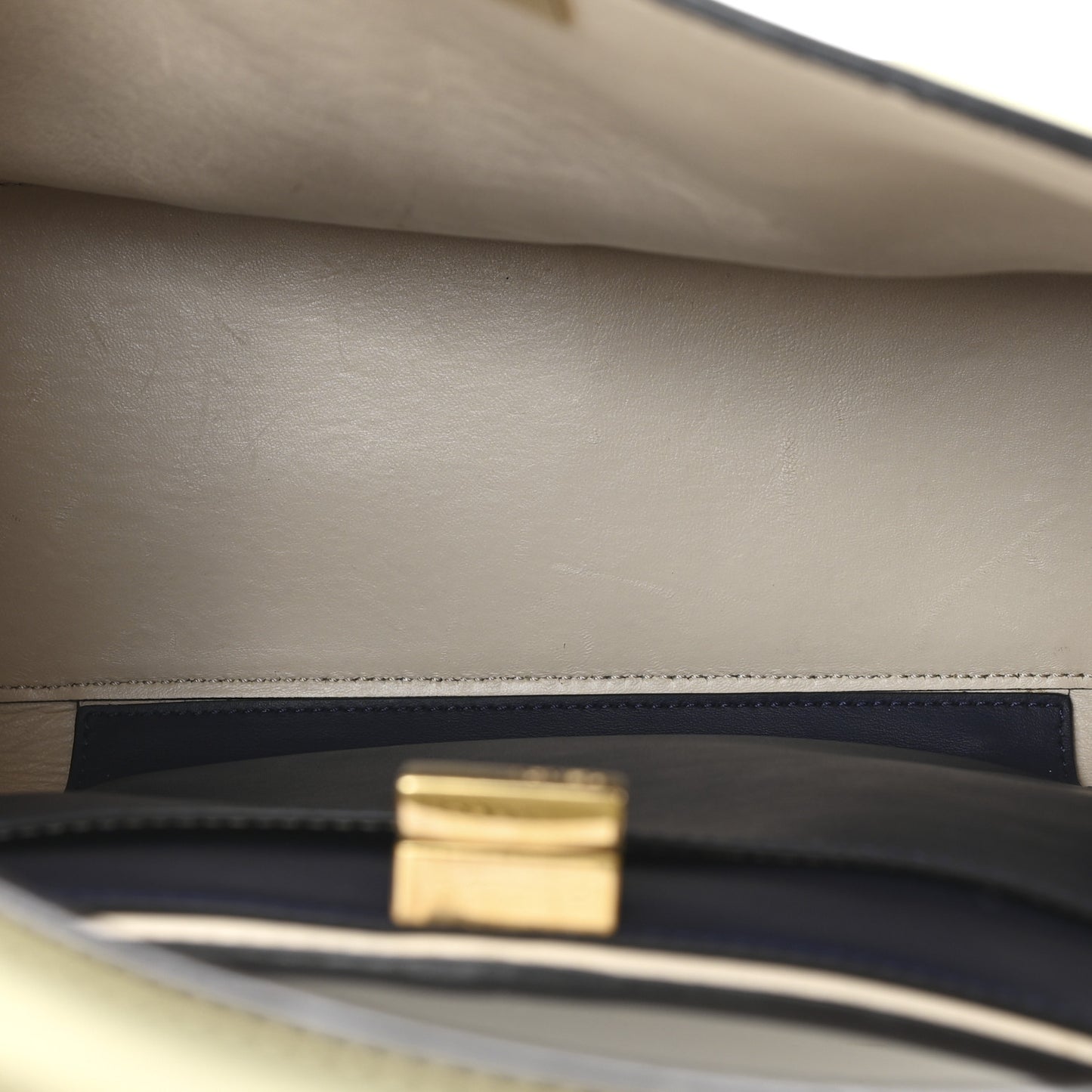Vitello Seta Vitello Century Medium Peekaboo X-Lite Mandorlo Blueberry