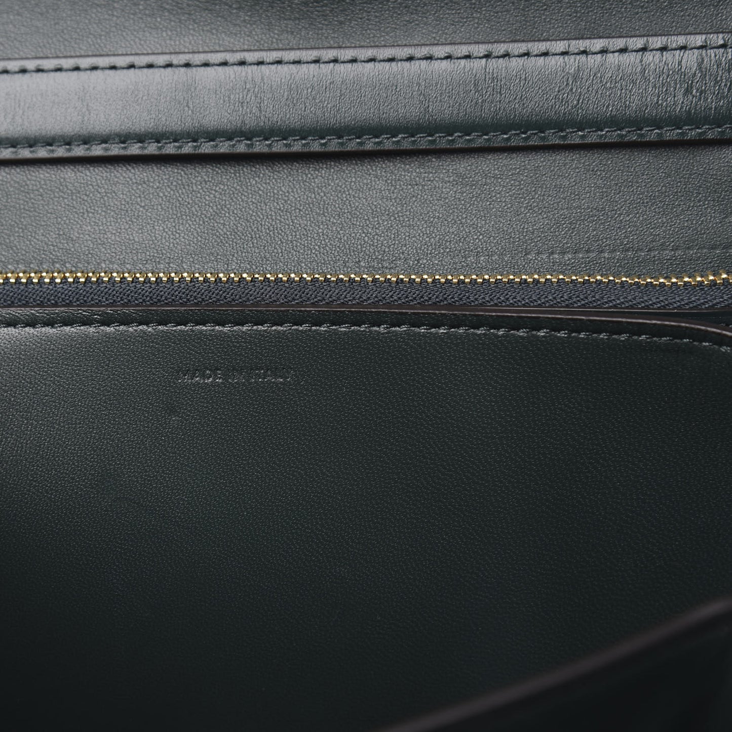 Box Calfskin Classic Box Medium Flap Bag Amazone