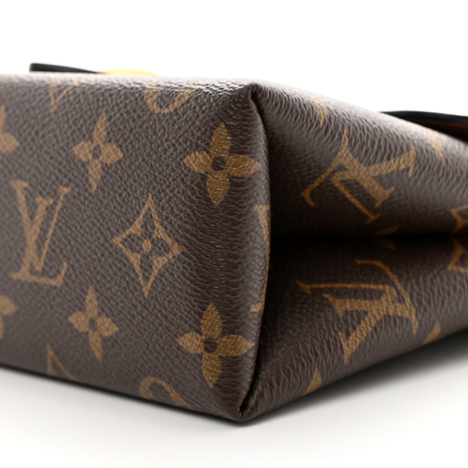 Louis Vuitton Monogram Locky BB Caramel 9 of 10