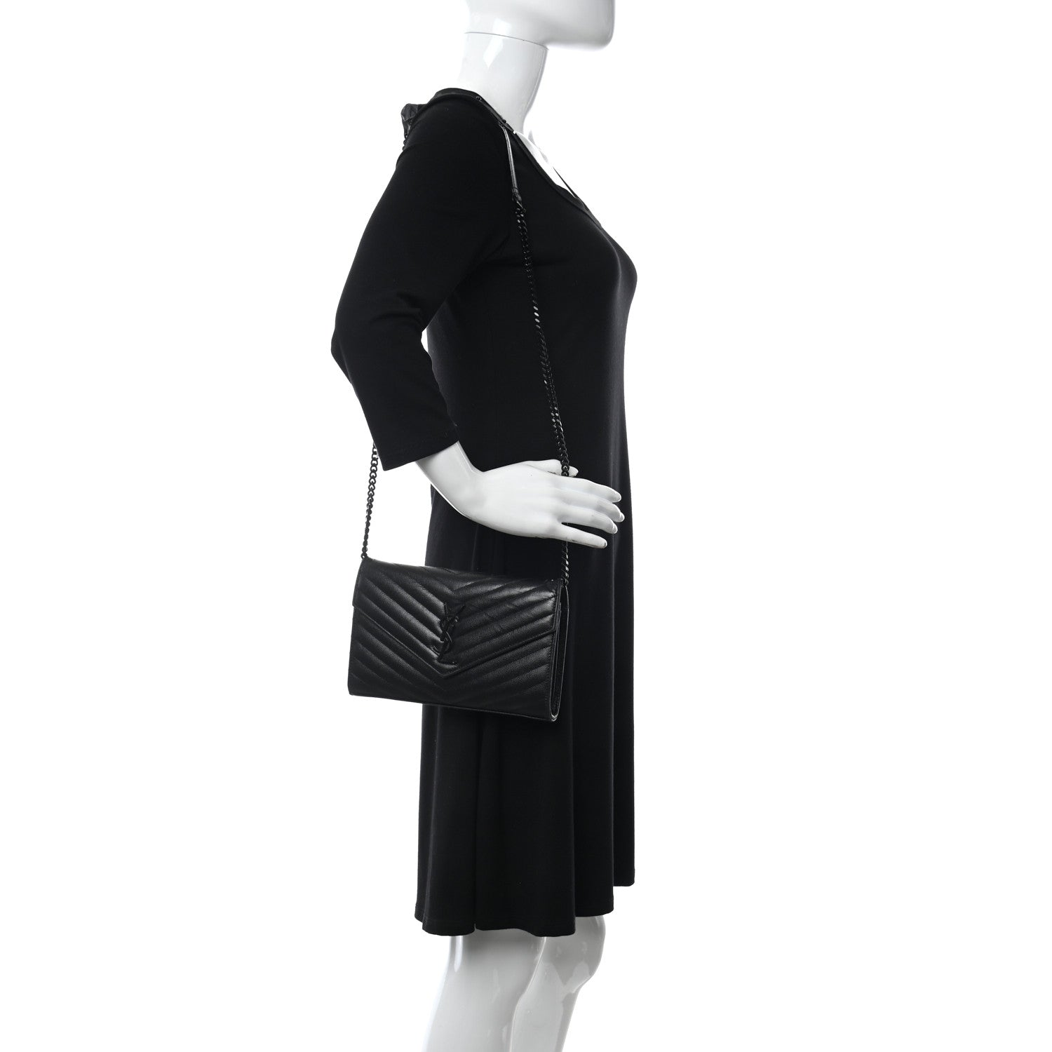 Saint Laurent Grain De Poudre Matelasse Chevron Monogram Chain Wallet Black 2 of 12