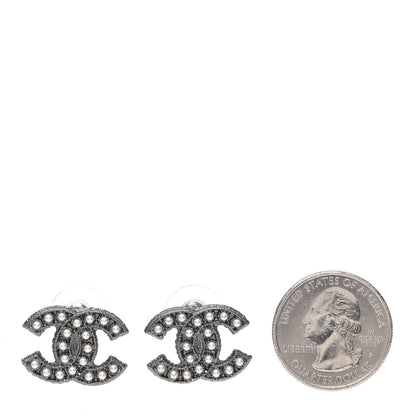 Chanel Pearl CC Earrings Ruthenium 2 of 4