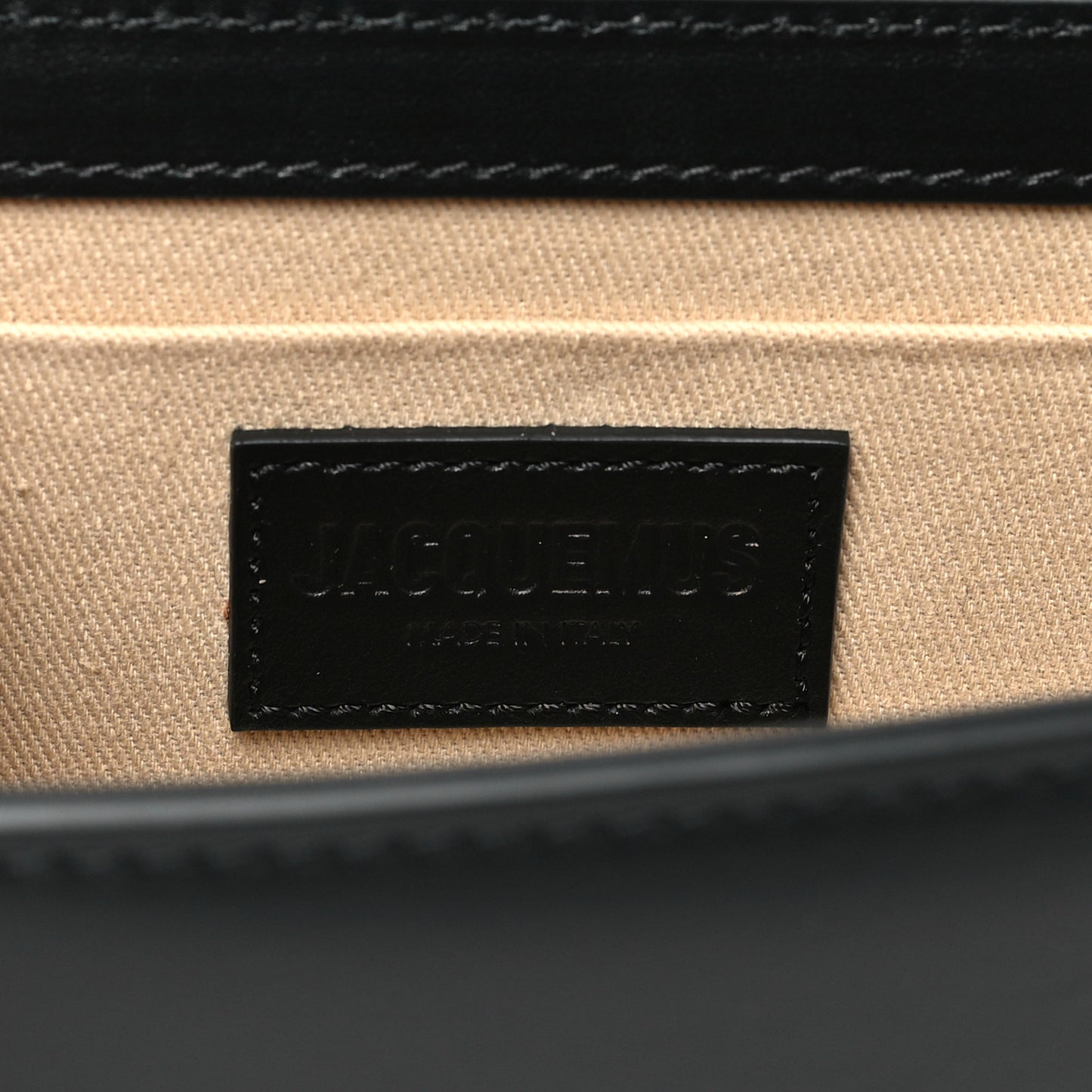 Smooth Calfskin Le Chiquito Long Black