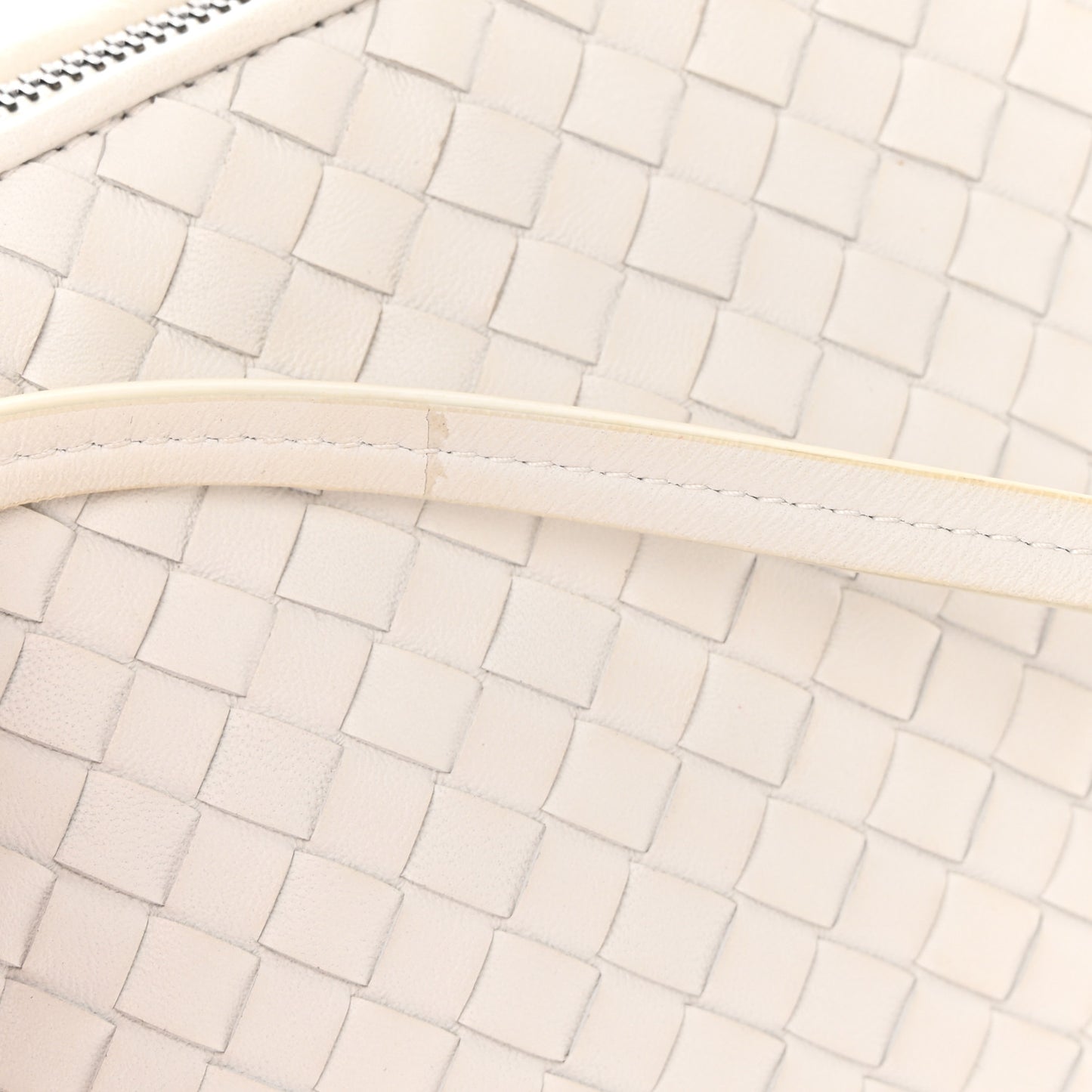 Nappa Intrecciato Nodini Crossbody Messenger White