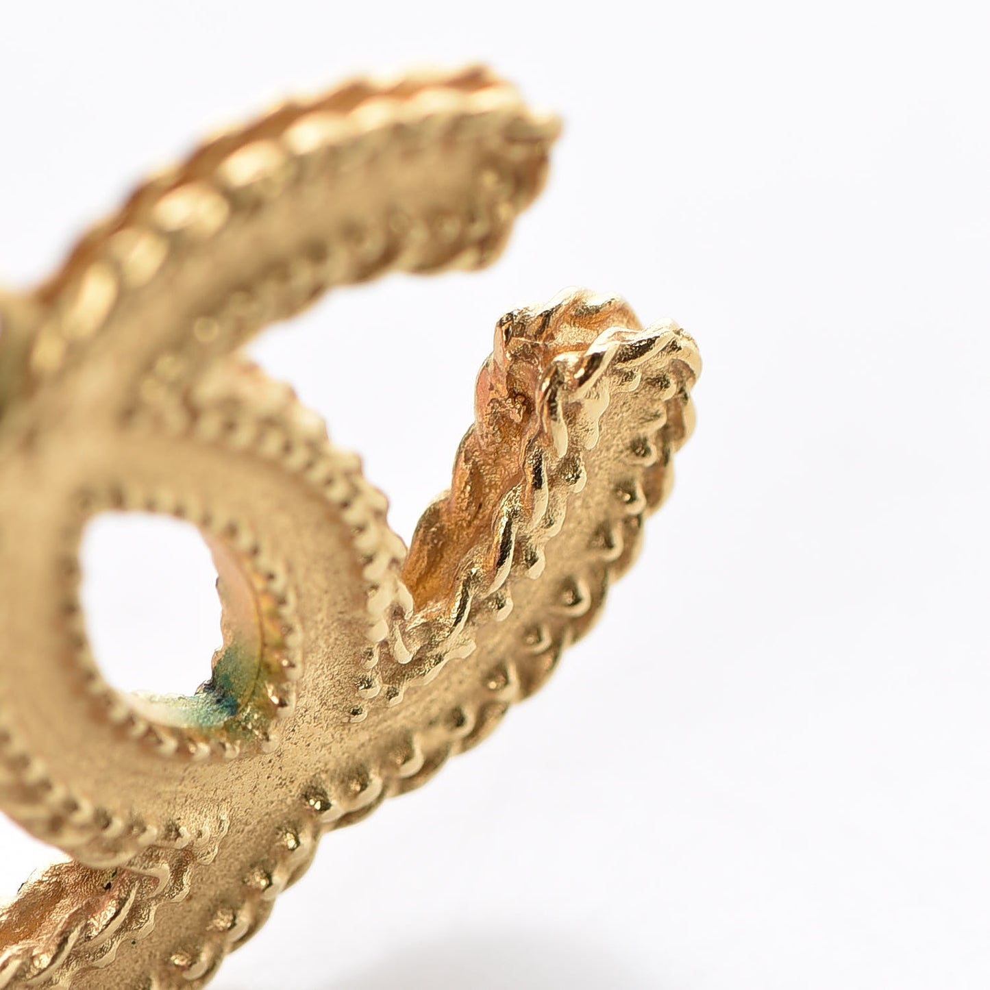 CC Drop Earrings Matte Gold