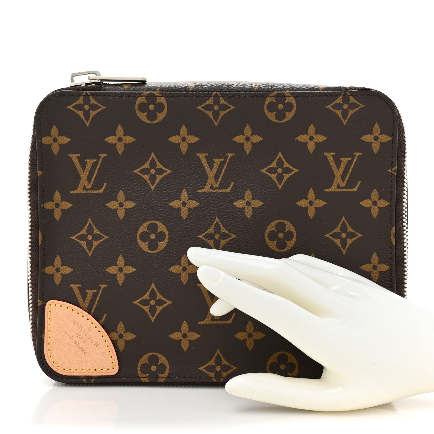 Louis Vuitton Monogram Horizon Accessories Pouch 2 of 13