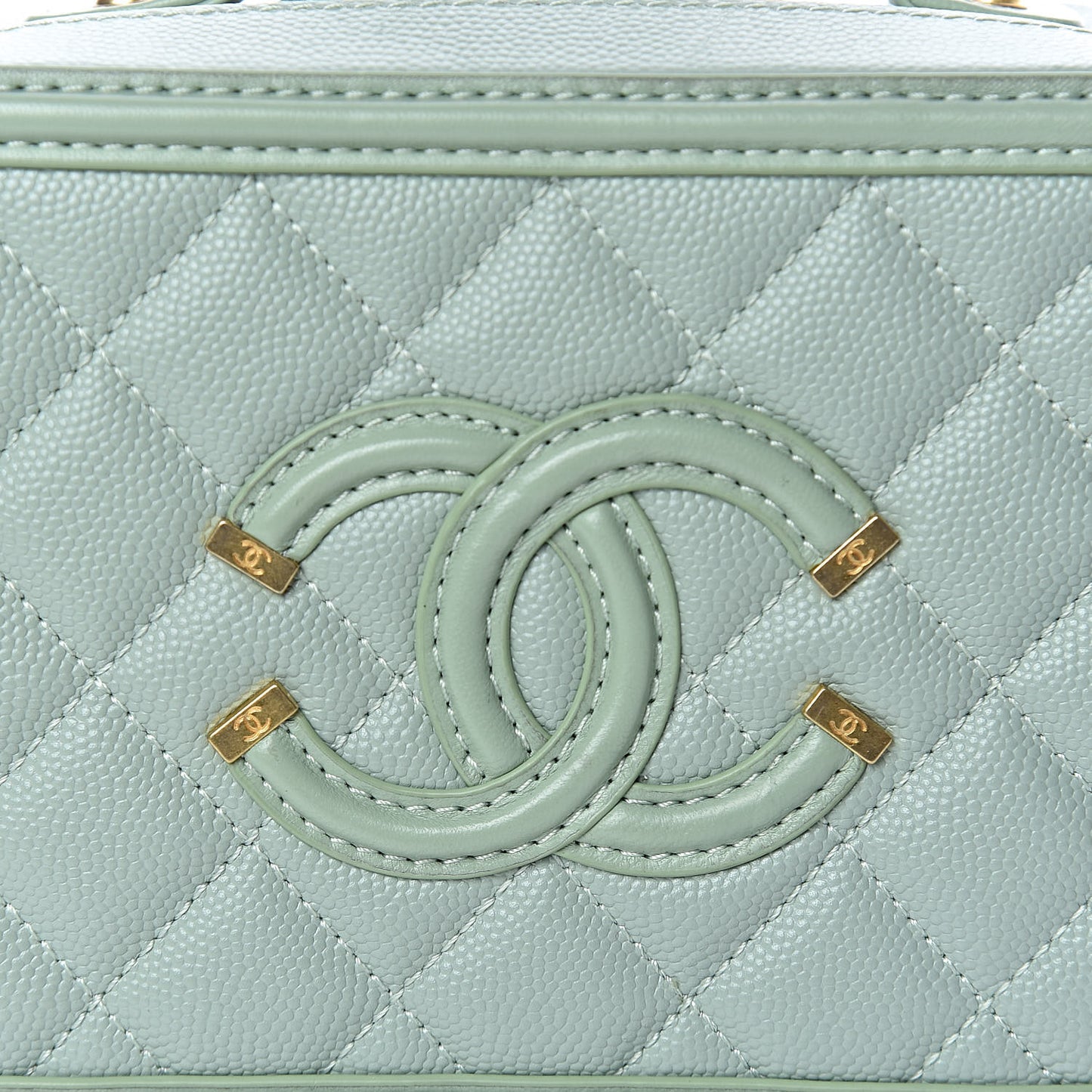 Caviar Quilted Small CC Filigree Vanity Case Mint