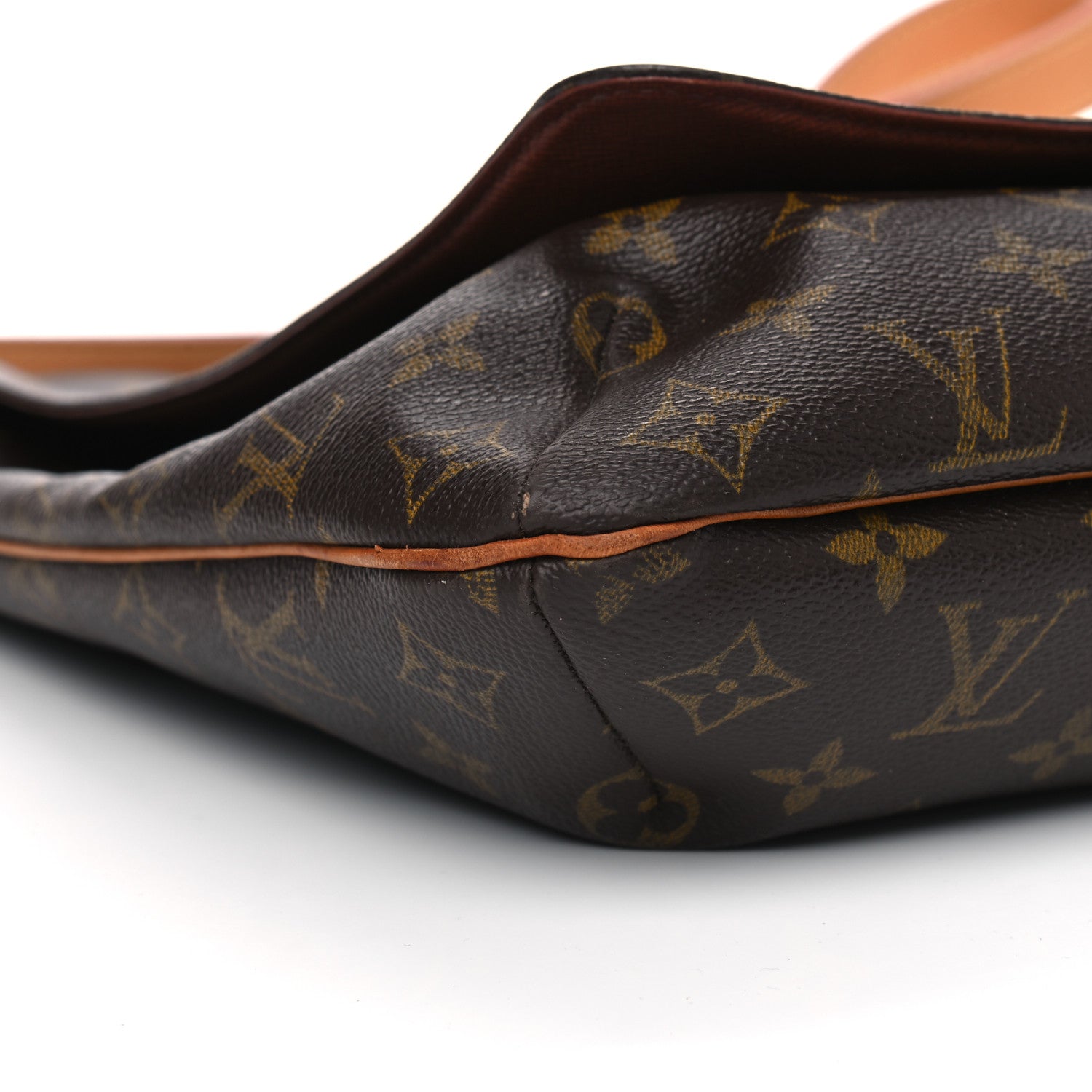 Louis Vuitton Monogram Musette GM 6 of 13