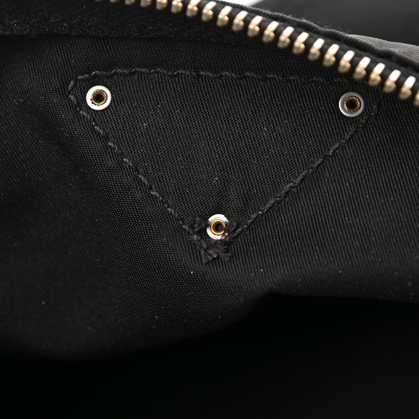 Nylon Tessuto Messenger Bag Black