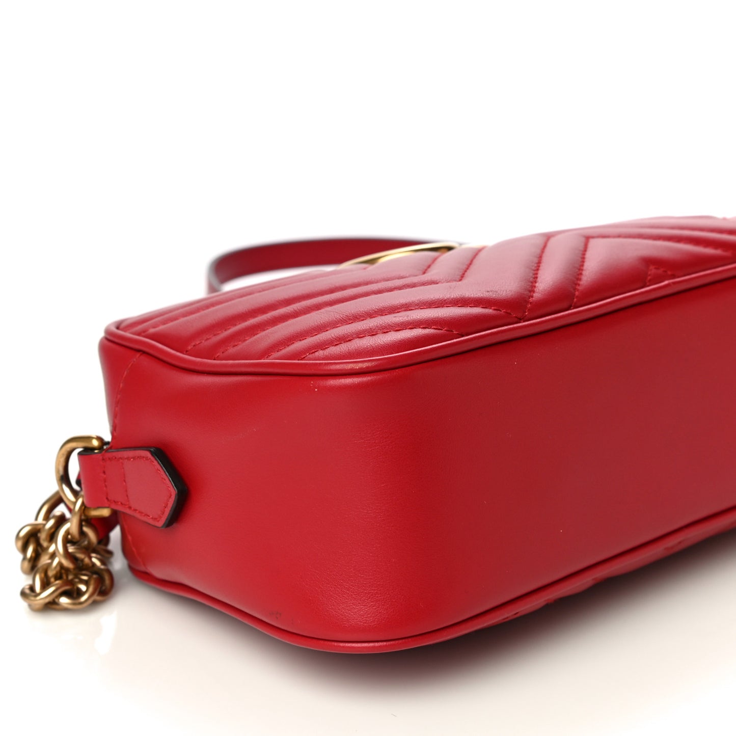 Calfskin Matelasse Small GG Marmont Chain Shoulder Bag Hibiscus Red