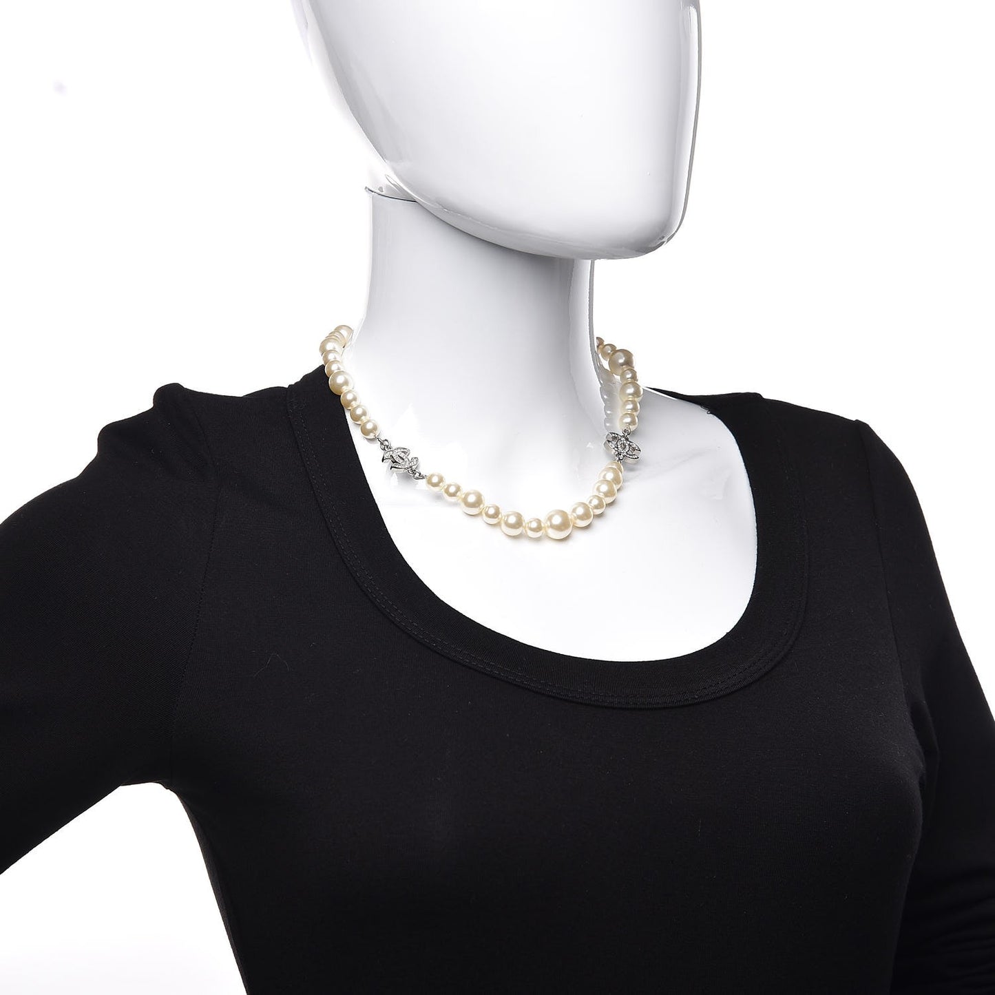 Crystal Pearl CC Short Necklace Silver