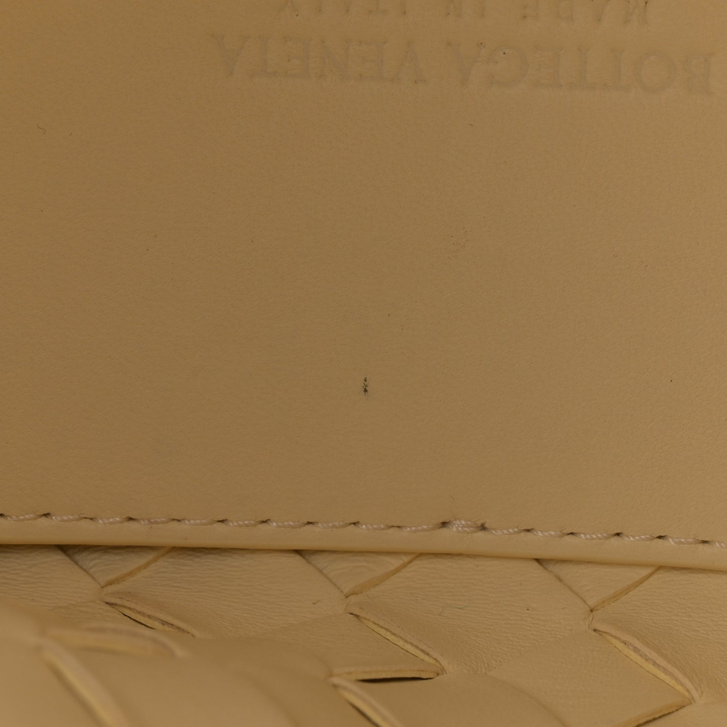 Nappa Intrecciato Small Andiamo Shoulder Bag Chamomile