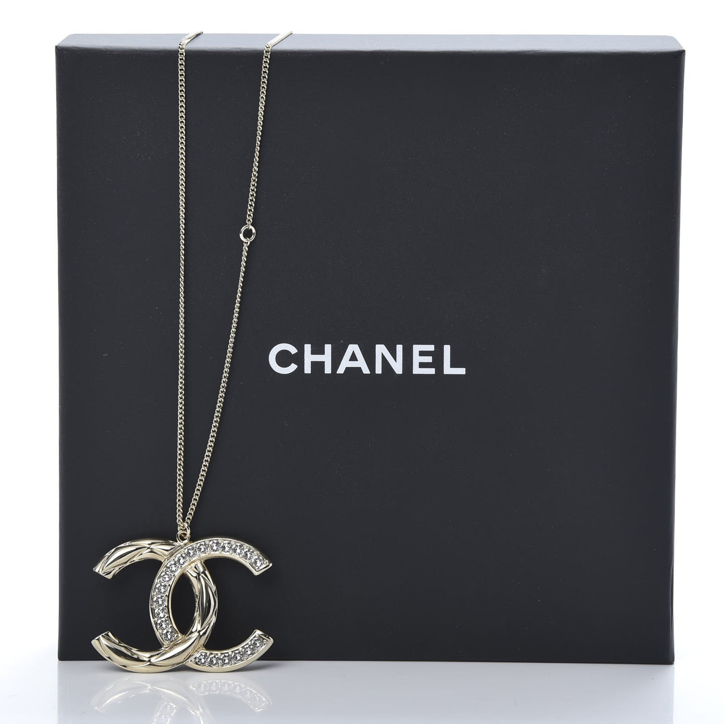 Metal Crystal 2.55 Bijoux CC Necklace Gold