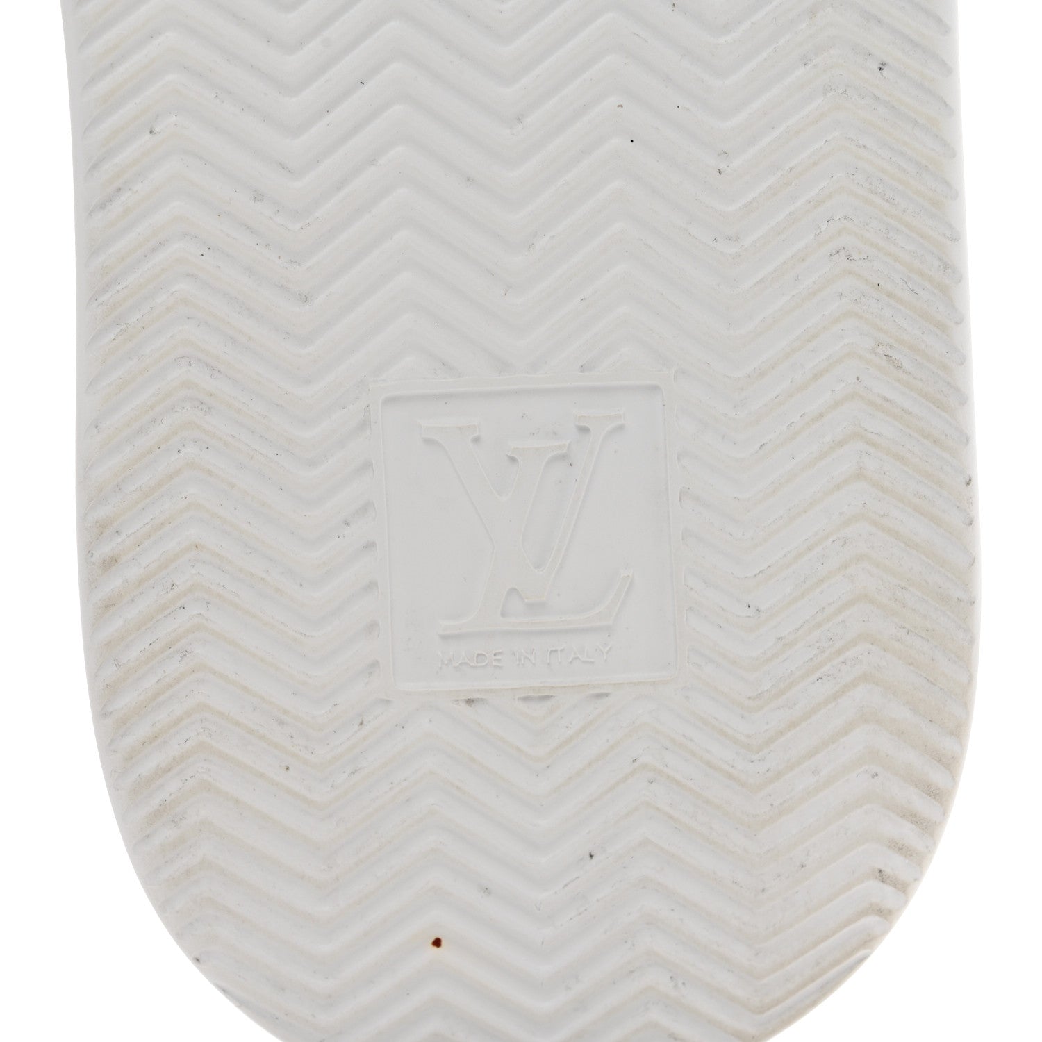 Louis Vuitton Grained Calfskin Embossed Monogram Mens Beverly Hills Sneakers 8 White 6 of 9