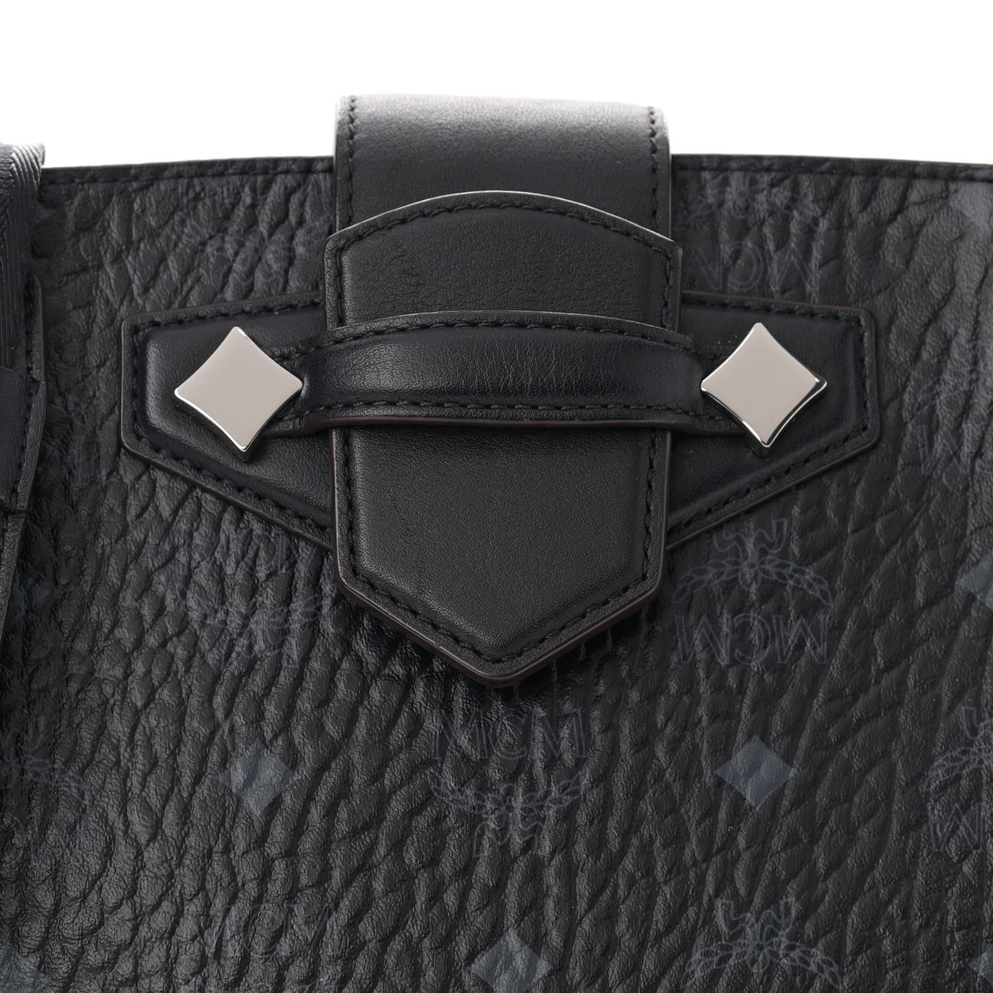 Visetos Calfskin Essential Bucket Bag Black