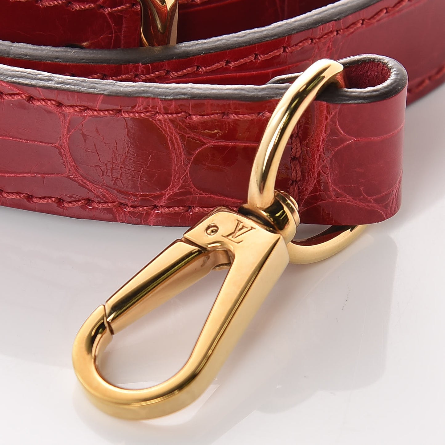 Alligator Taurillon Capucines Shoulder Strap Red