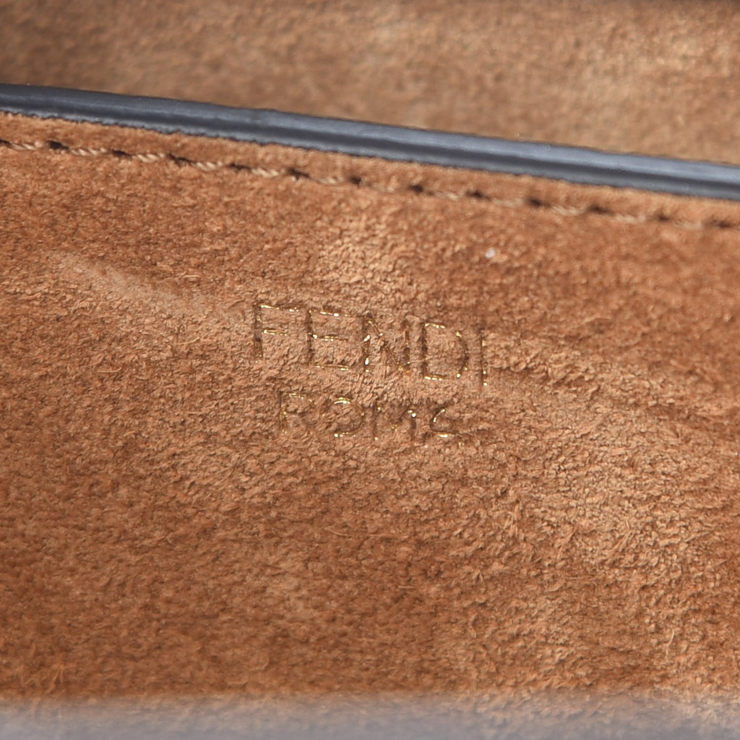 Vitello King Luxor Fendi Touch Shoulder Bag Tartufo