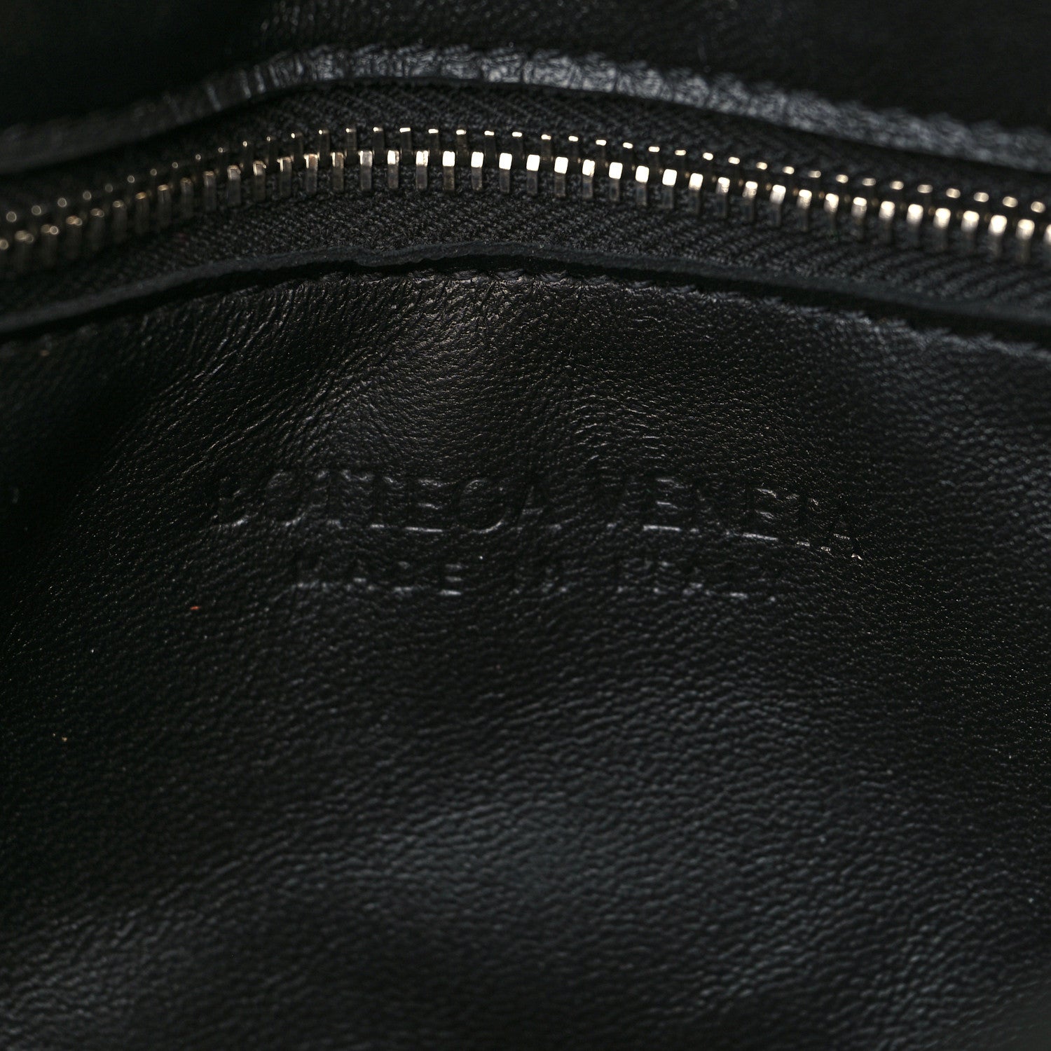 Bottega Veneta Lambskin Maxi Intrecciato Cassette Crossbody Bag Black 6 of 7