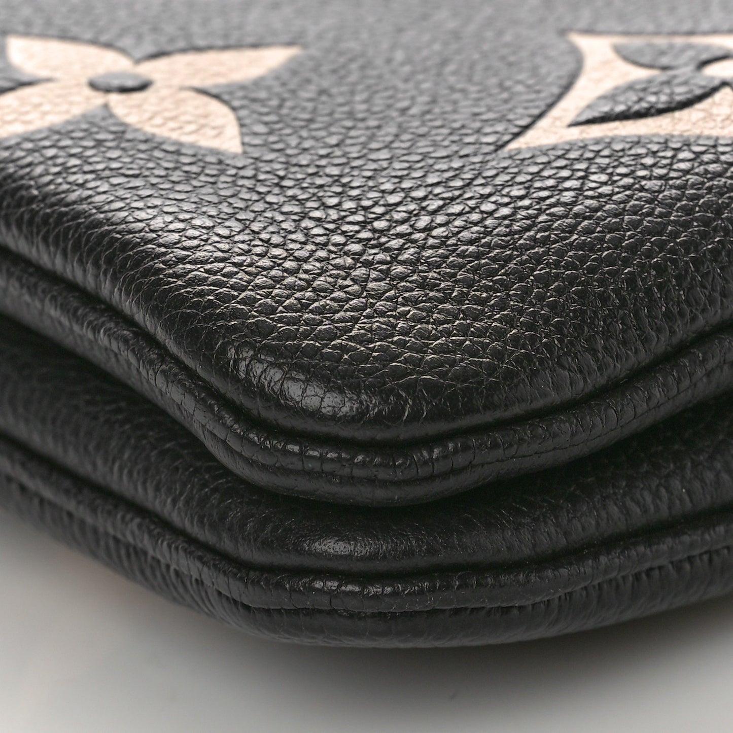 Empreinte Monogram Giant Double Zip Pochette Black Cream