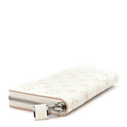 Louis Vuitton Snakeskin Monogram Zippy Padlock Wallet White 4 of 7