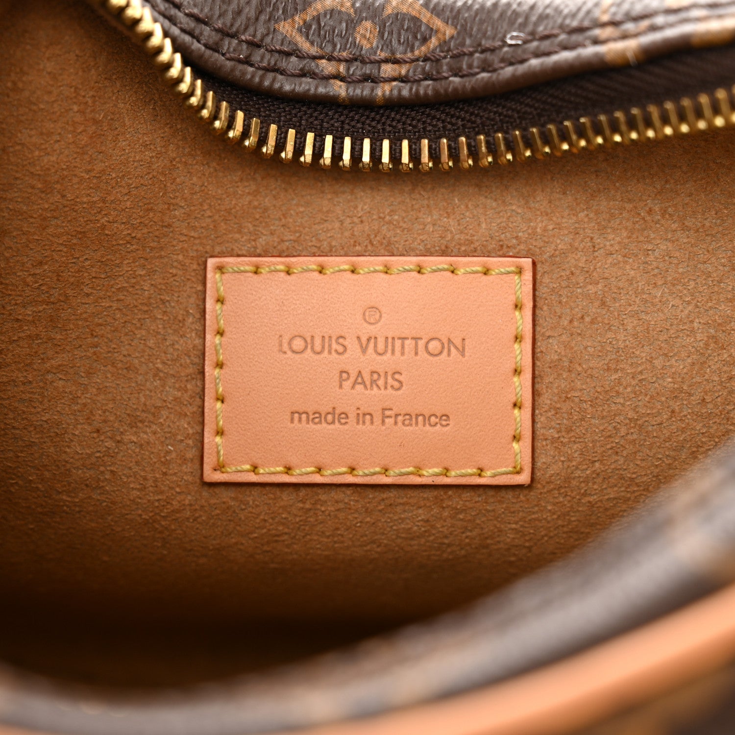 Louis Vuitton Monogram Loop 6 of 10