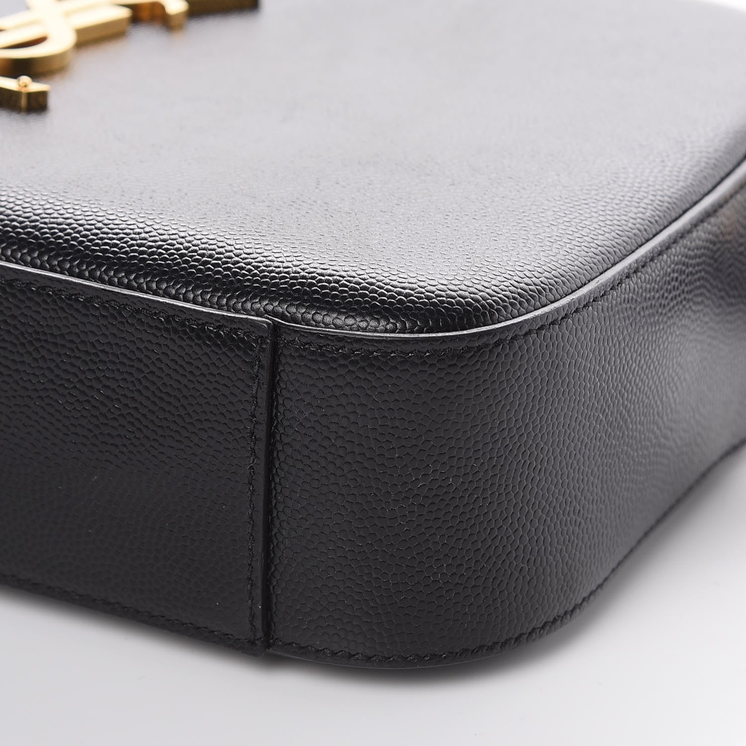 Saint Laurent Grain De Poudre Medium Classic Monogram Camera Bag Black 9 of 14