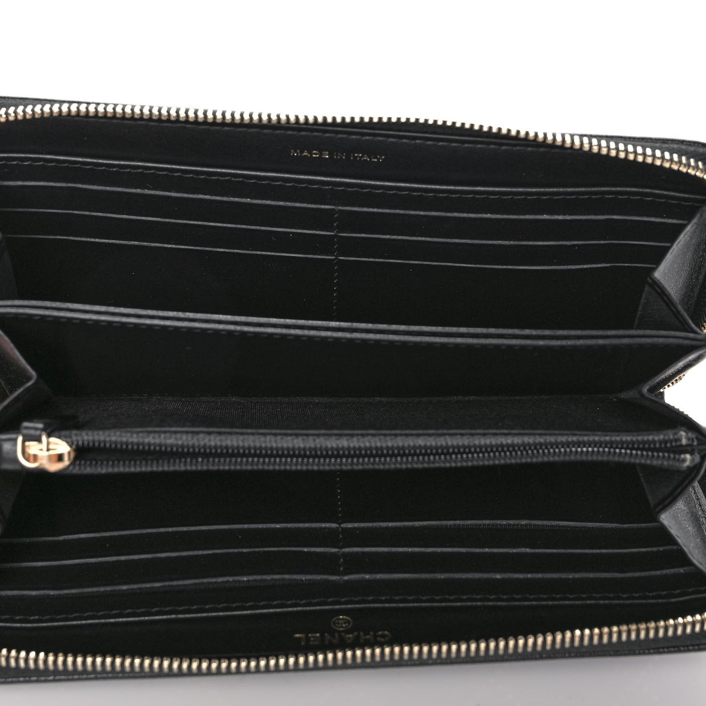 Shiny Lambskin Studded Rock The Diamond CC Zip Around Wallet Black