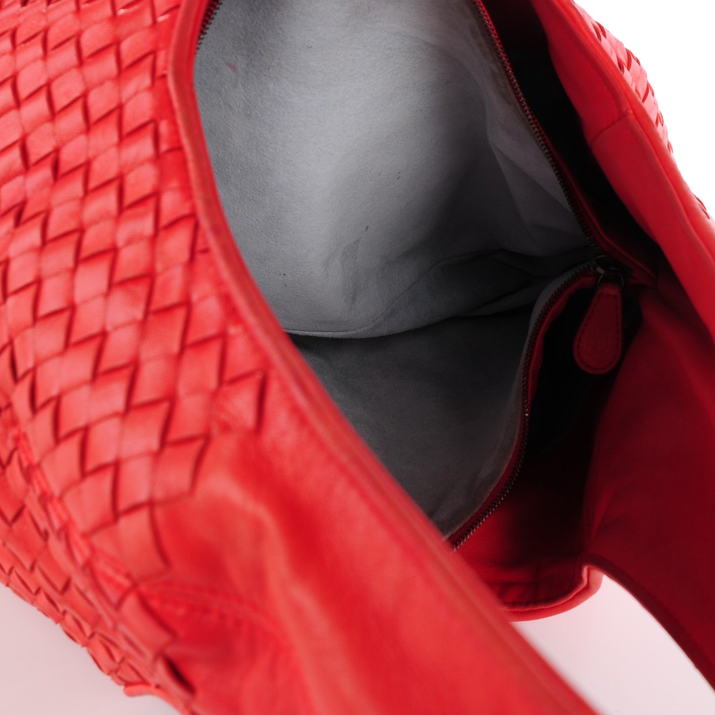 Nappa Intrecciato Ball Hobo Cardinal