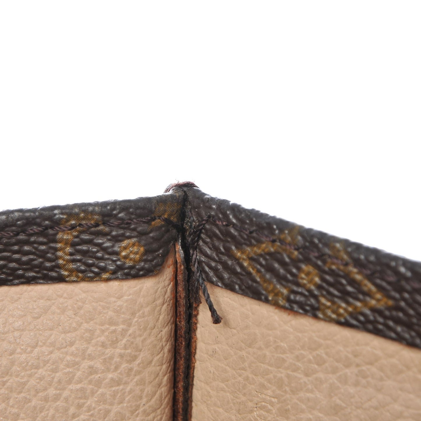Monogram Sac Plat