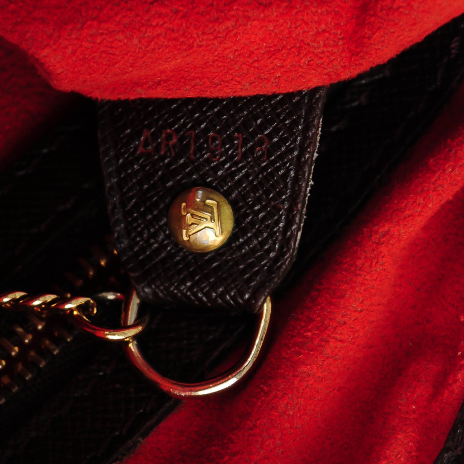 Louis Vuitton Damier Ebene Marais Bucket 23 8 of 8